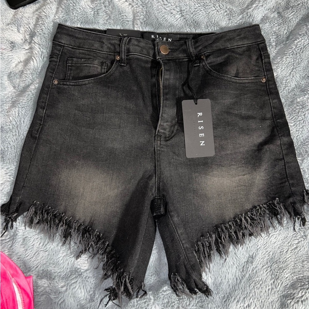 Risen Black Shorts